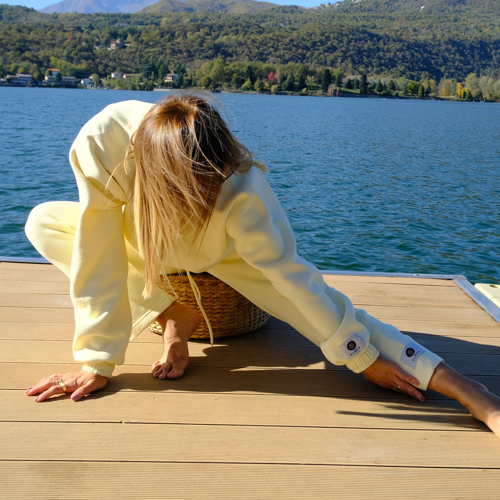 Pantalone tuta taglio dritto con tasche laterali