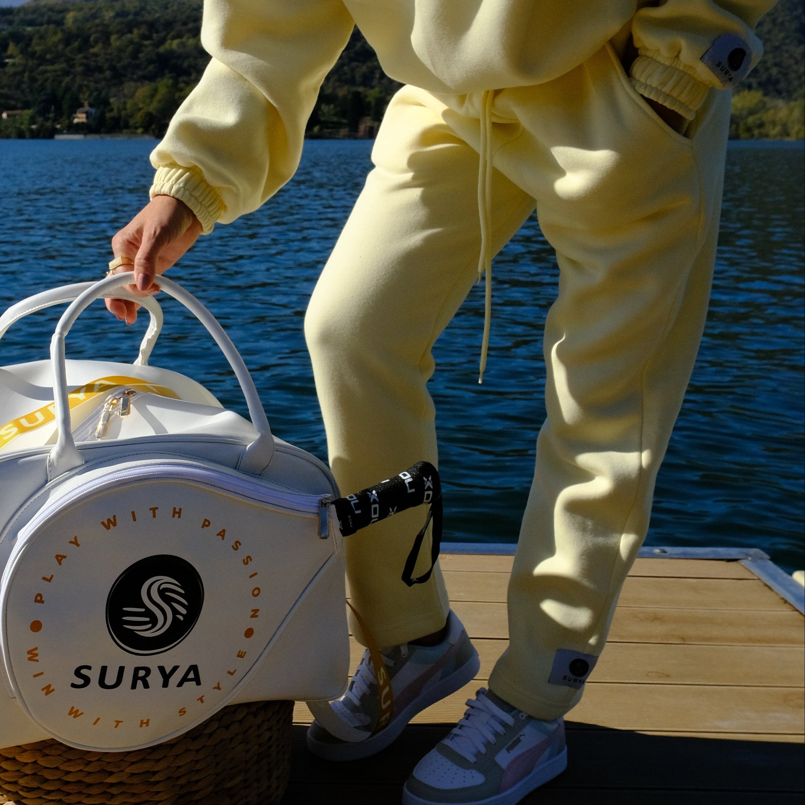 Pantalone tuta taglio dritto con tasche laterali