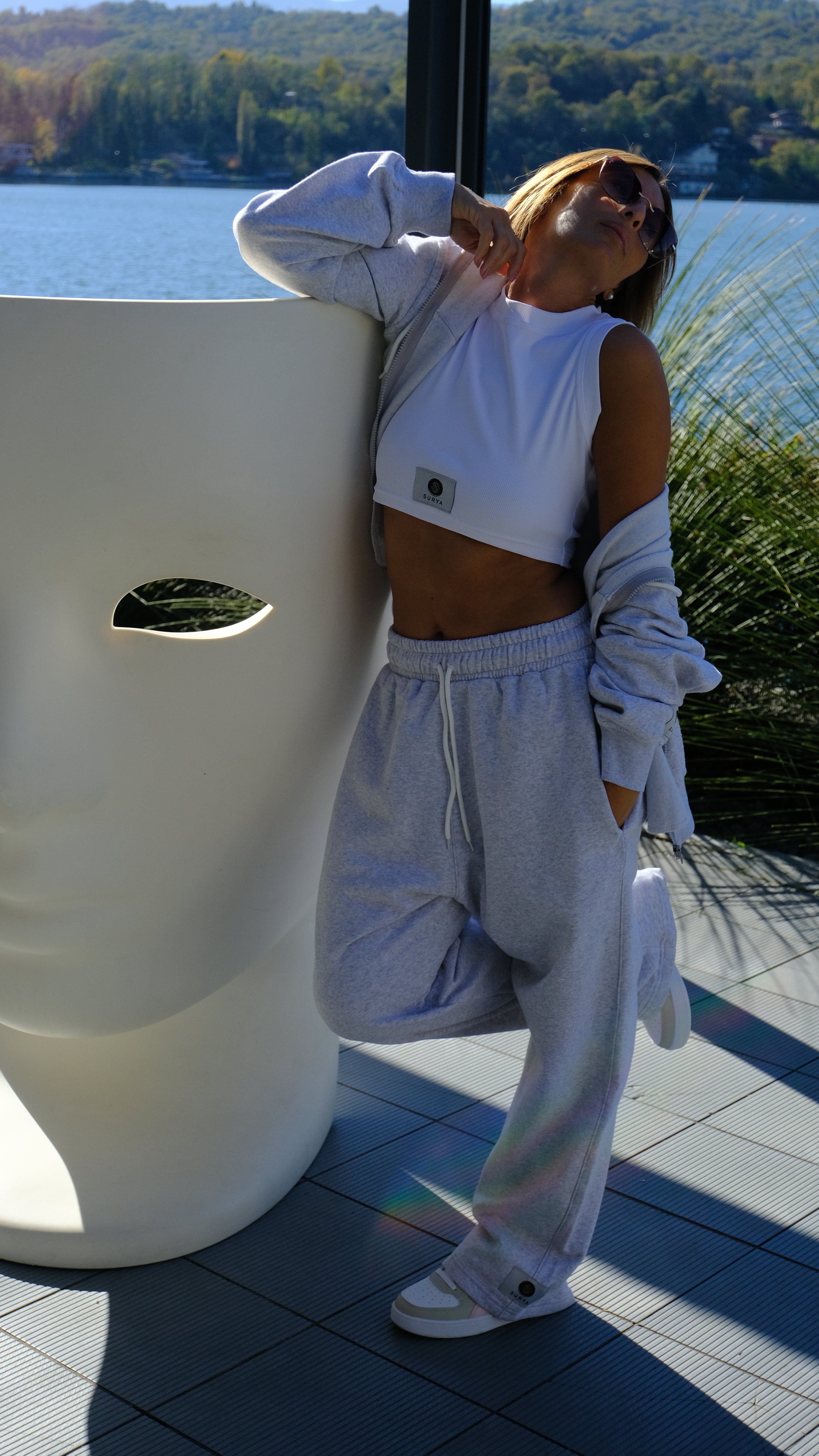 Tuta oversize con fepla e pantaloni - morbida, comoda e versatile