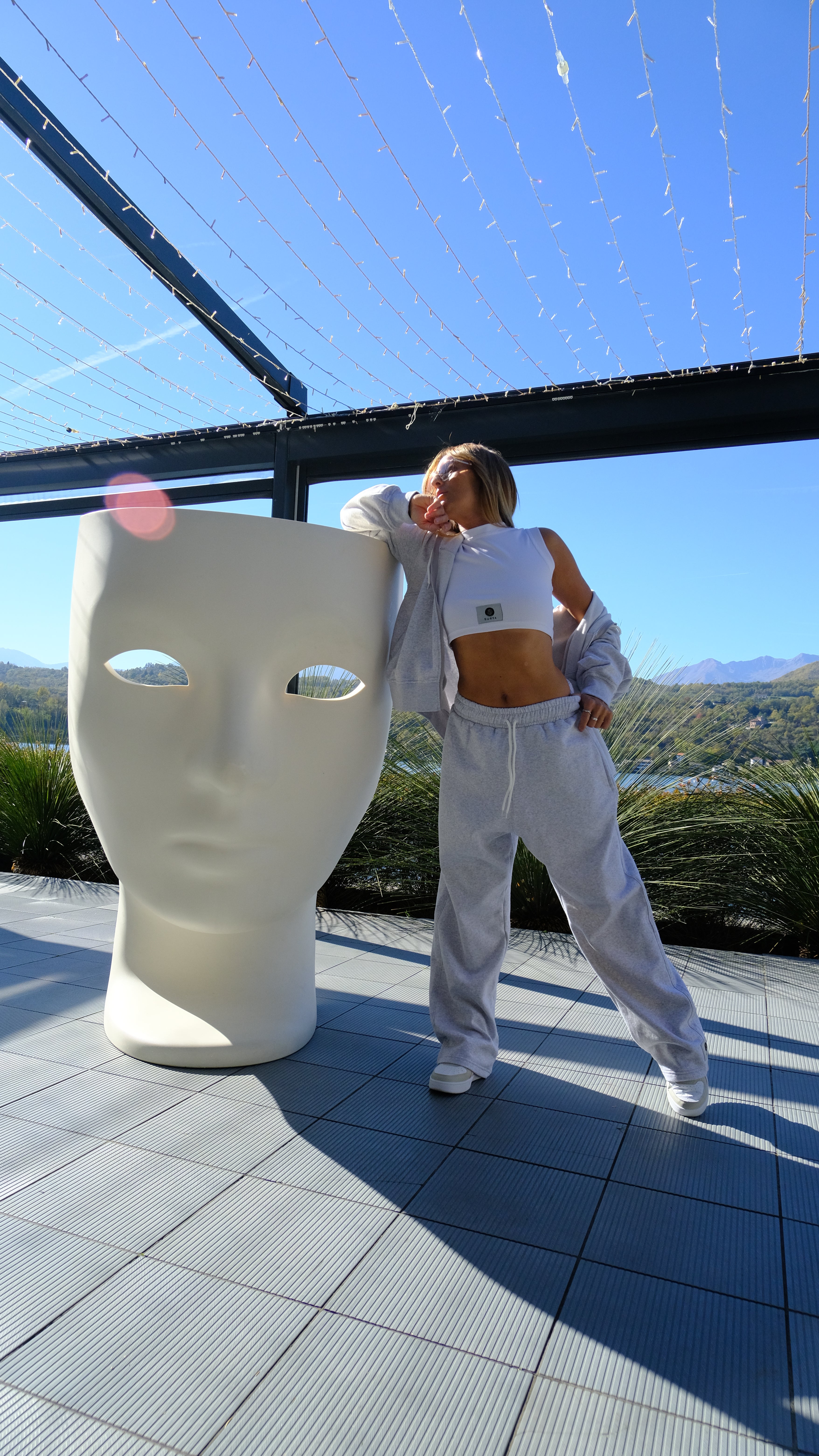 Tuta oversize con fepla e pantaloni - morbida, comoda e versatile