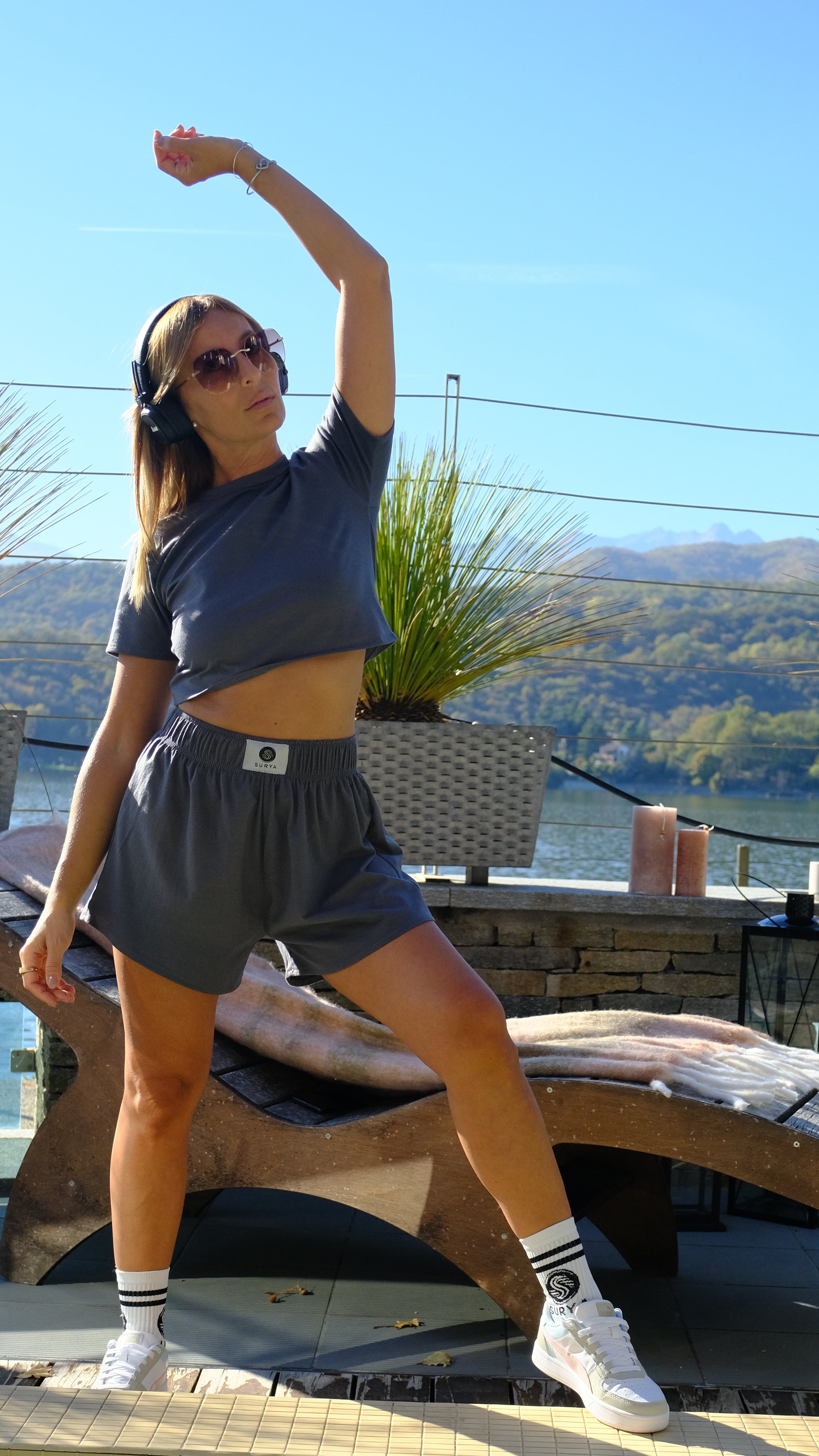 Set Surya t-shirt cropped e pantaloncino