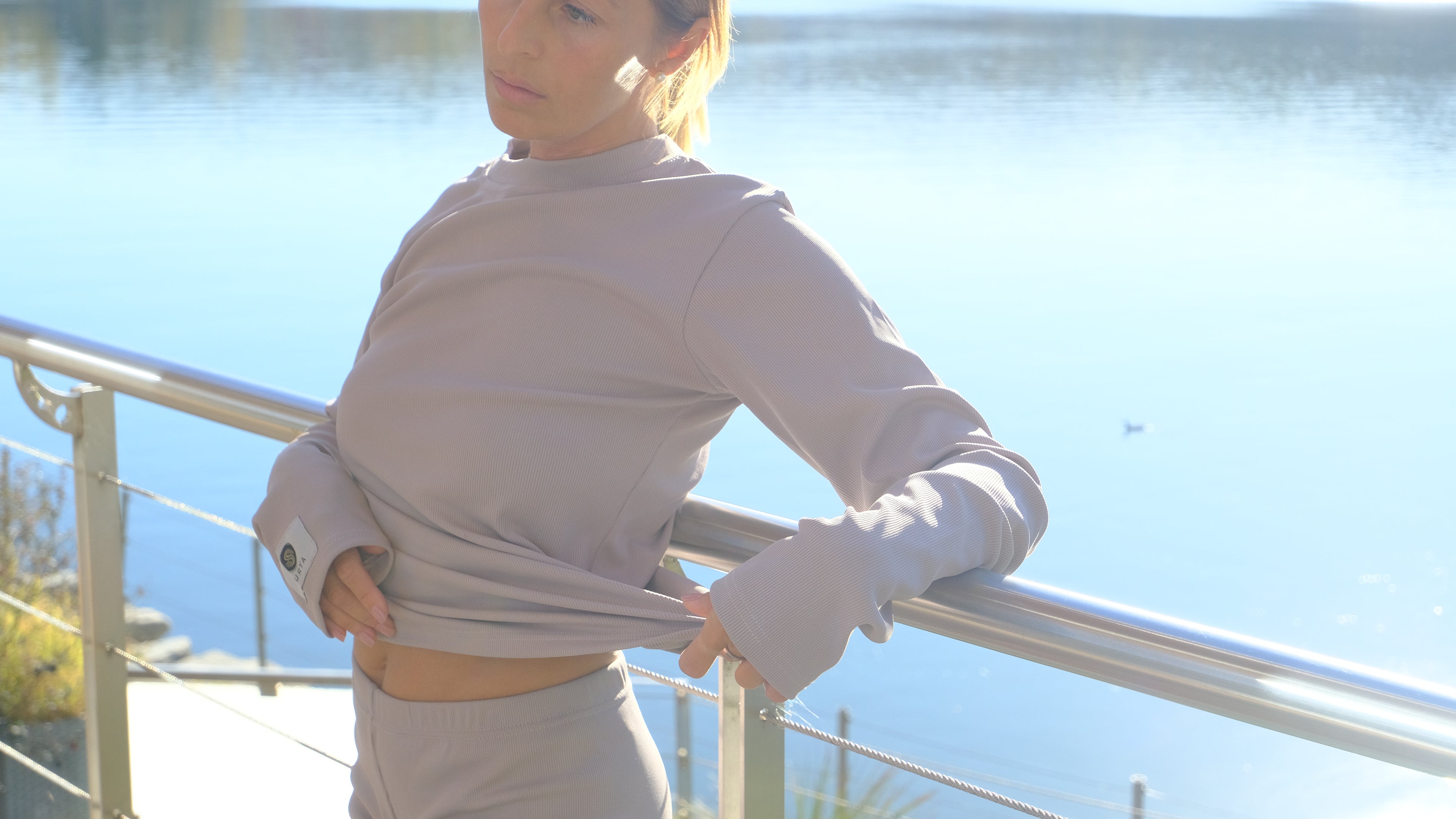 Set maglia a manica lunga e leggings corti a costine